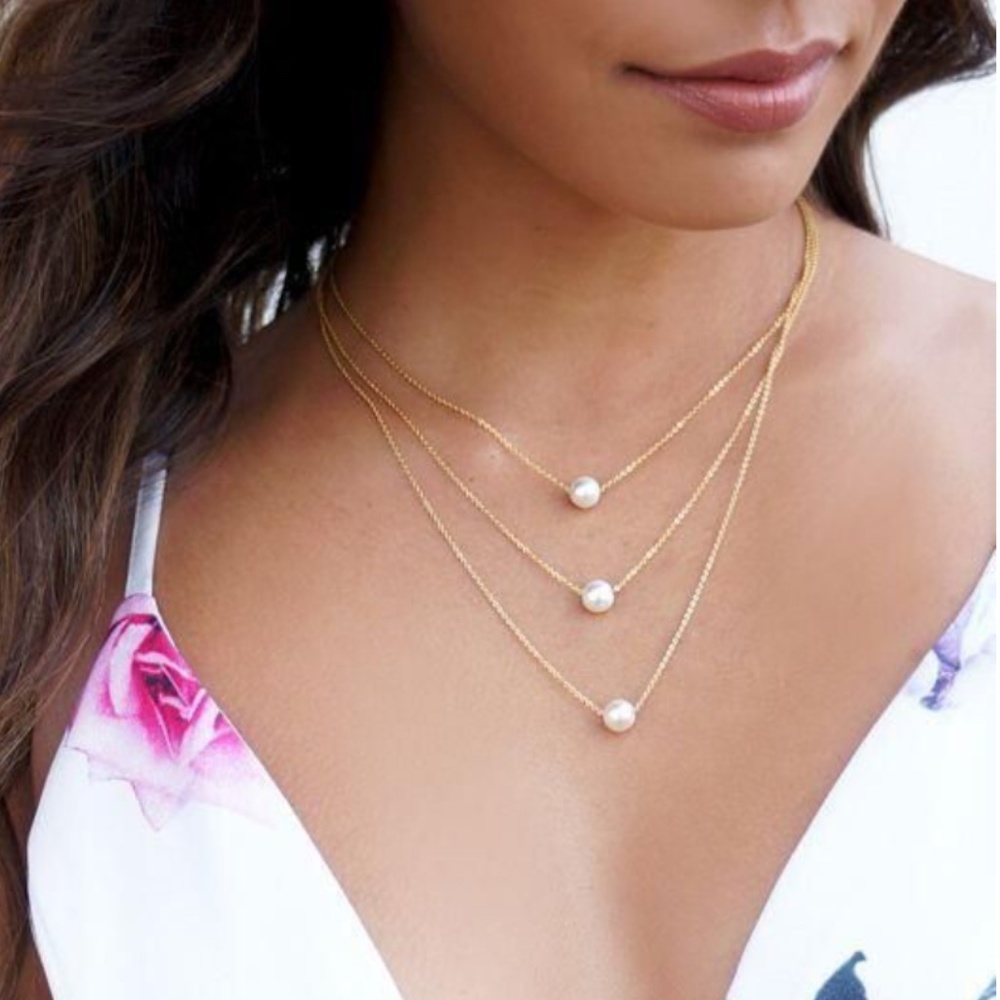 Multi-Layered Pearl and Gold Necklace